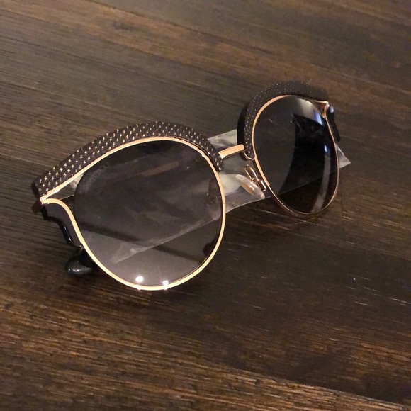 Cute & sexy brand new Jimmy Choo Sunglasses!